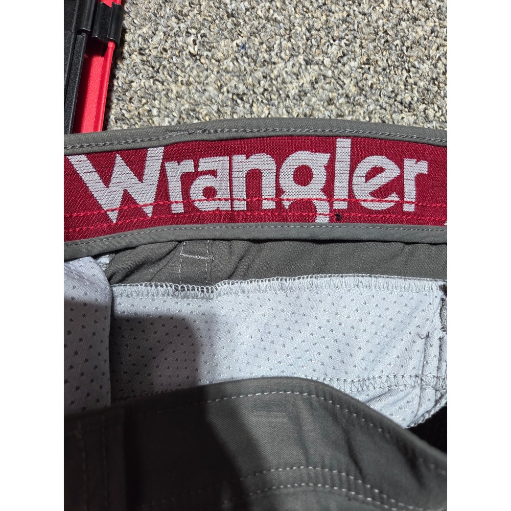 Wrangler Outdoor Pants Mens 30x30 Gray Hiking Camping Casual Cotton Blend - Picture 5 of 12